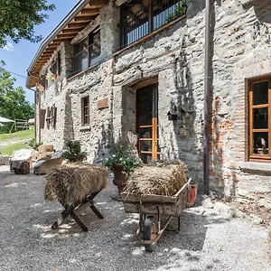 Cascina Mirandola Farm stay Como